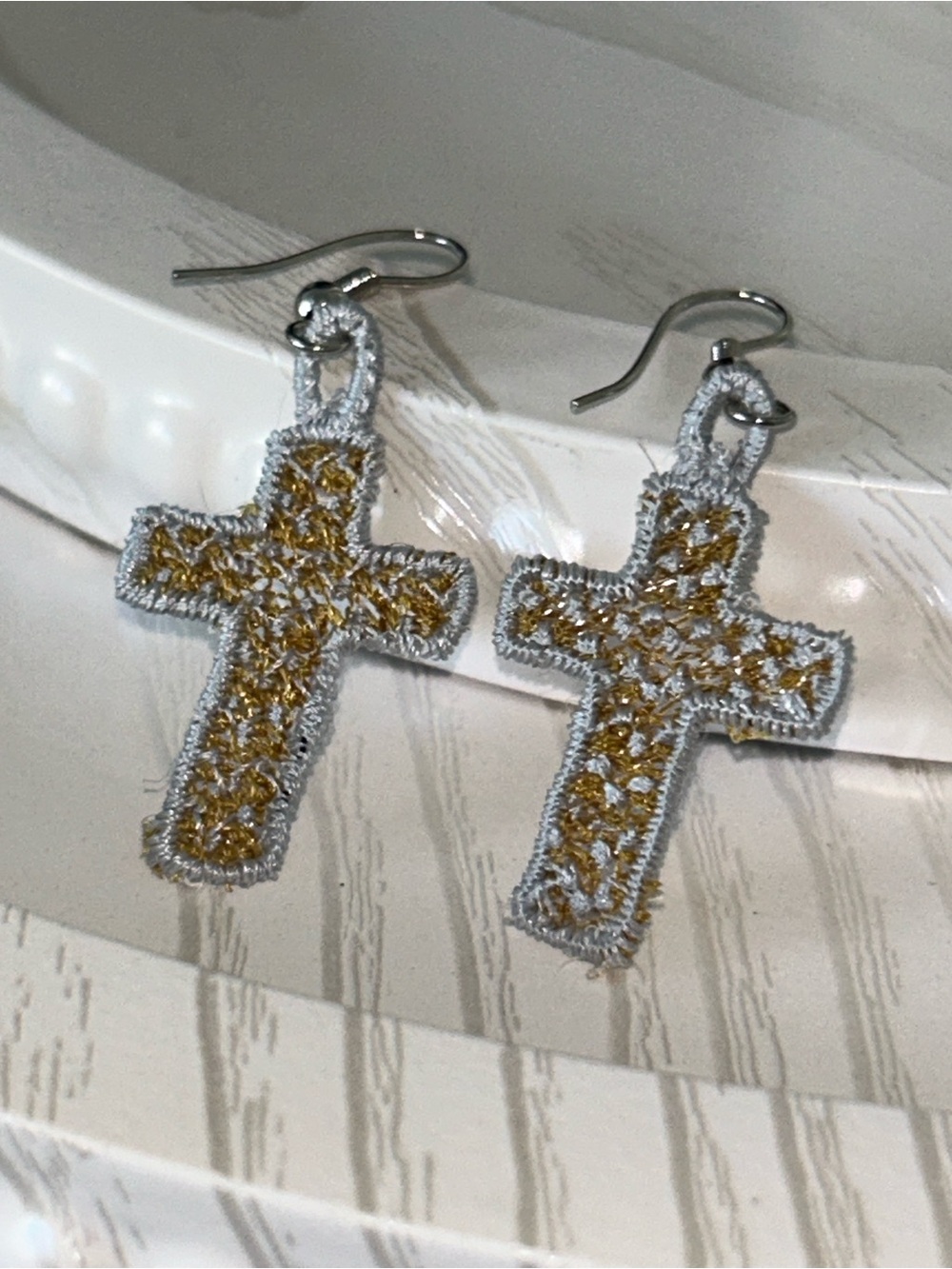 Cross Christian Jesus Cross Dangle Earrings - Gold and White Cross Design NEW